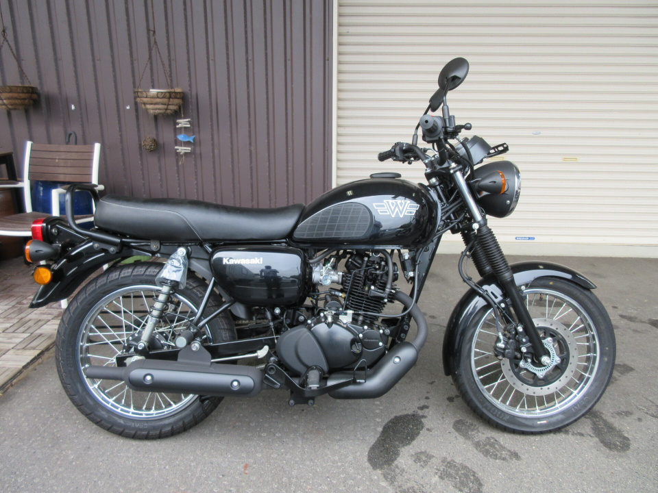Kawasaki W175 2023