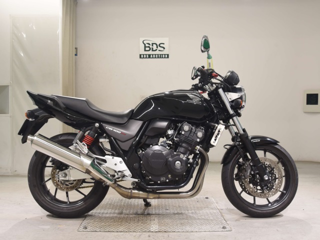 Honda CB400SF 2019
