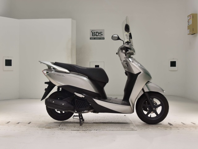 Honda LEAD125 2015