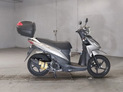 Suzuki ADDRESS V110