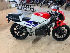 Honda VFR400R 1991