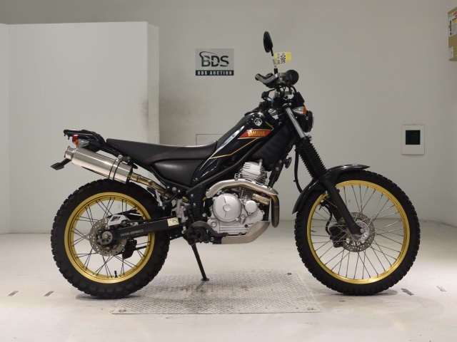 Yamaha TRICKER 2017