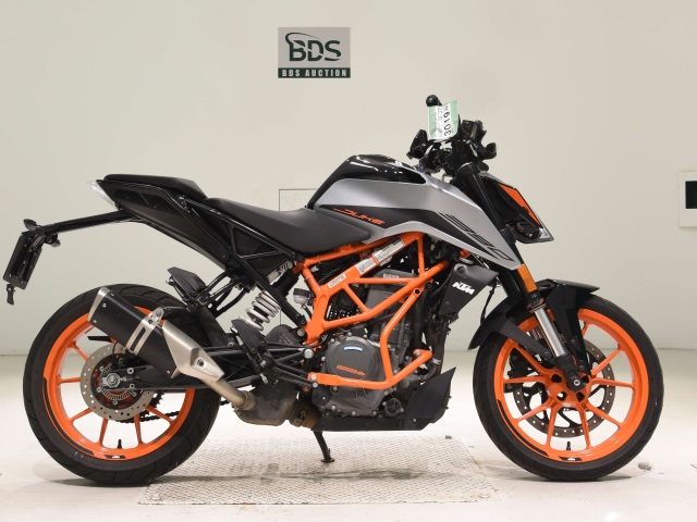 KTM 390 DUKE 2023