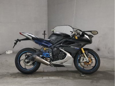 Triumph DAYTONA 675R 2015