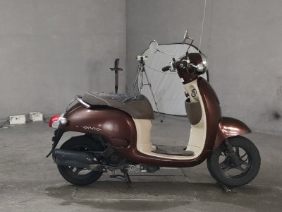 Honda GIORNO 2011