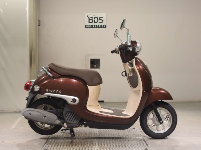 Honda GIORNO 2016