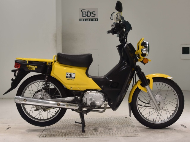 Honda CC110 CROSSCUB 2016