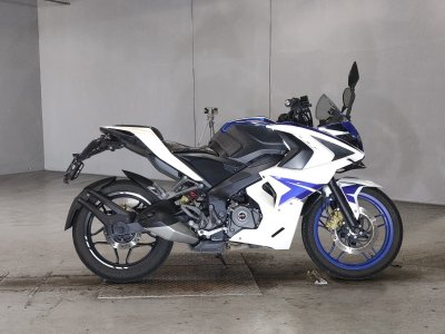 Bajaj PULSAR RS200 2017