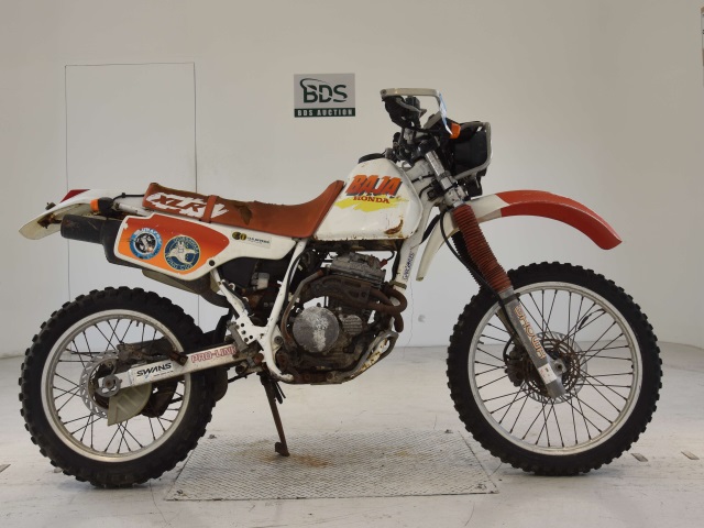 Honda XLR250R BAJA 1990