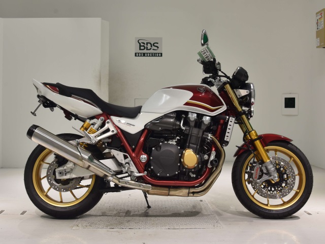 Honda CB1300SF 2023
