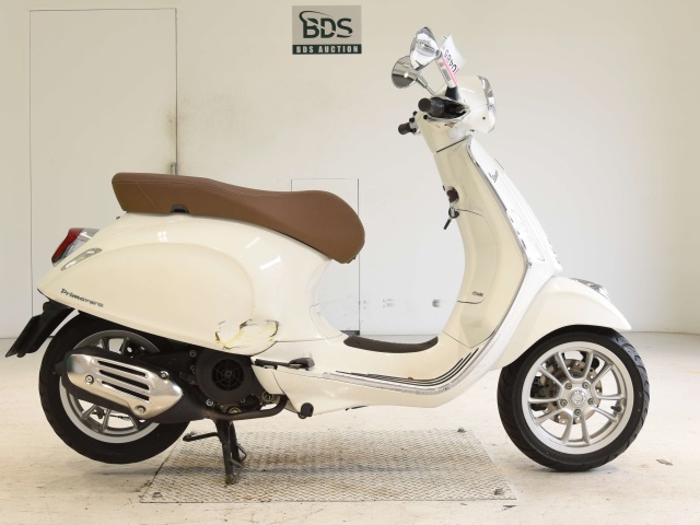 Vespa PRIMAVERA 150 2022