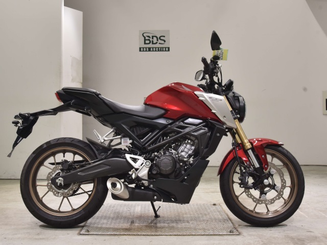 Honda CB125R 2021