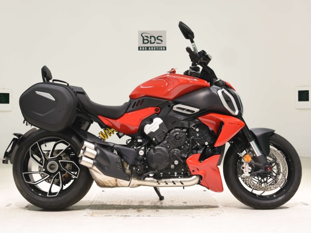 Ducati DIAVEL 2023