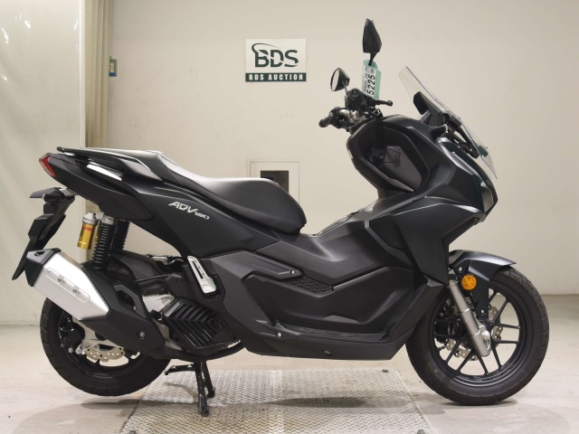 Honda ADV 160 2023