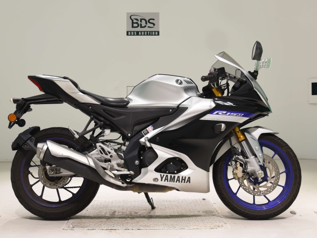 Yamaha YZF-R15M 2022