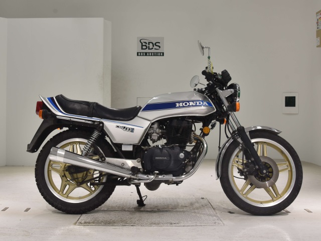 Honda CB400N 2024