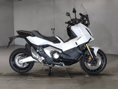 Honda X-ADV750 2025
