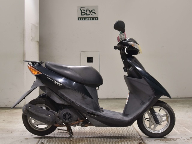 Suzuki ADDRESS V50