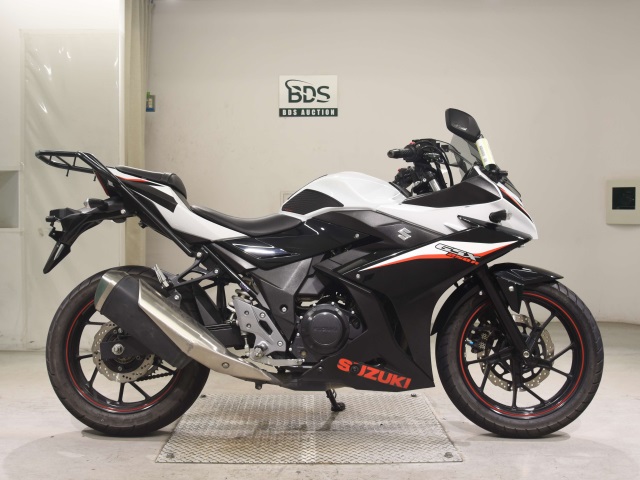 Suzuki GSX250R