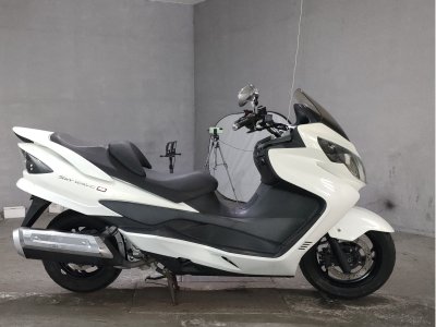 Suzuki SKYWAVE 250M
