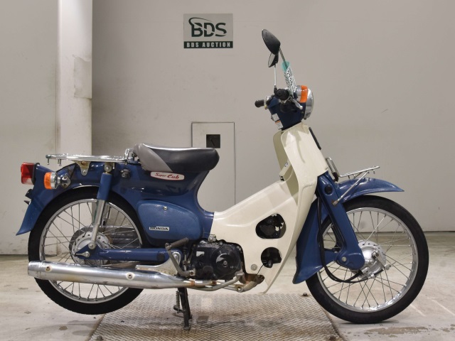 Honda C50 2008