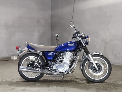 Yamaha SR400 2021