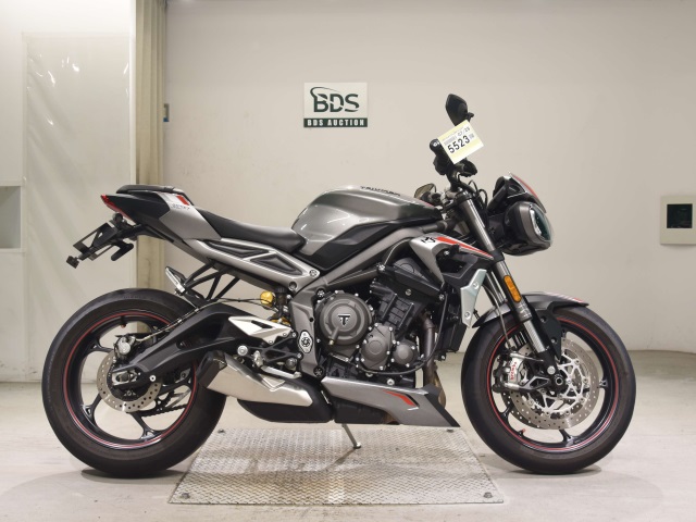 Triumph STREET TRIPLE RS 2021