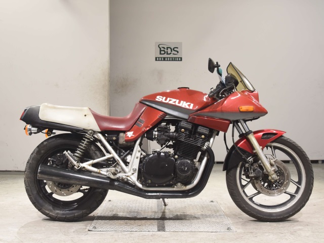 Suzuki GSX1100S KATANA 1983