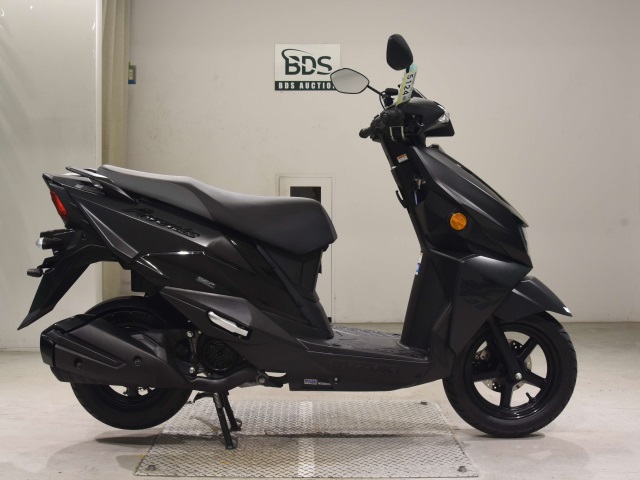 Suzuki AVENIS125-2