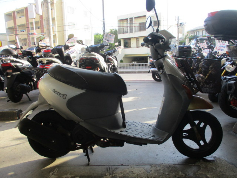 Suzuki LETS4