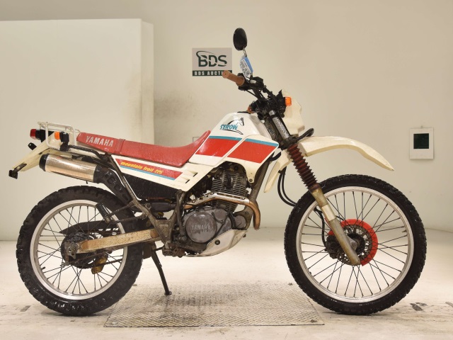 Yamaha SEROW XT225 1989