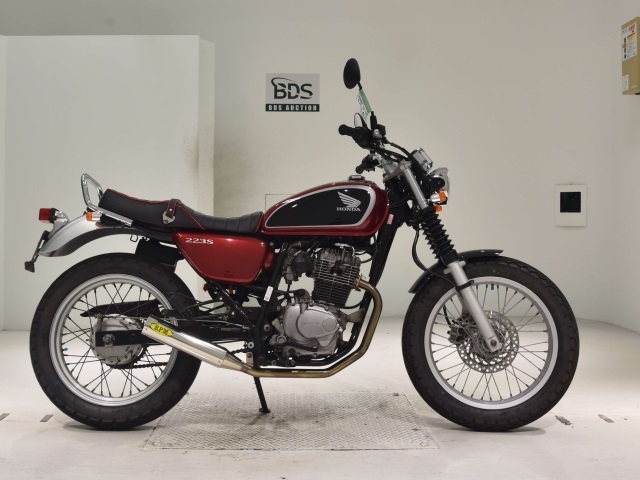 Honda CB223S 2008