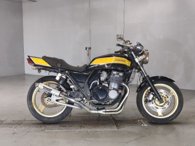 Kawasaki ZRX400 2024