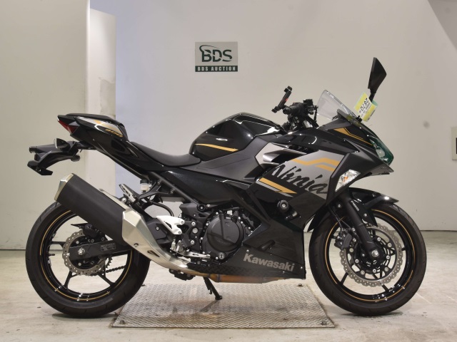 Kawasaki NINJA400 2019