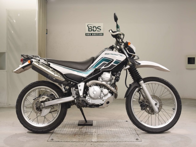 Yamaha SEROW XT250 2008