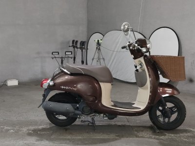 Honda GIORNO 2011