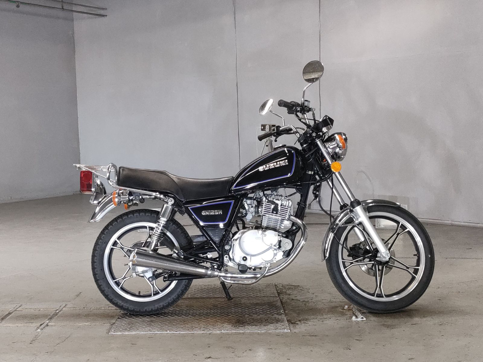 Suzuki GN125H 2015