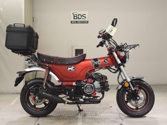 Honda DAX125 2022