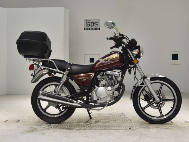Suzuki GN125-3F 2019