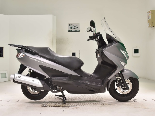 Suzuki BURGMAN200