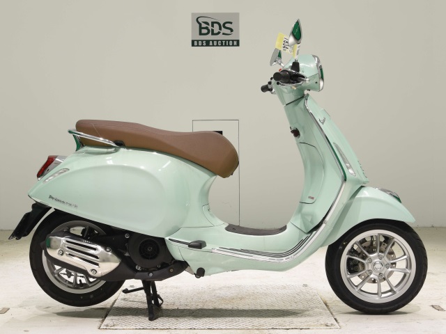 Vespa PRIMAVERA125 2022