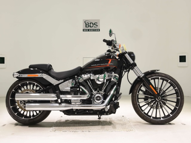HD BREAKOUT FXBR1750 2023