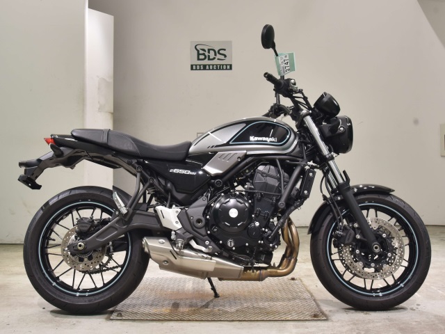 Kawasaki Z650RS 2023