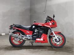 Kawasaki GPZ900R 1995