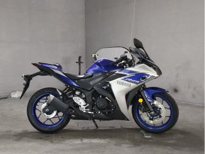 Yamaha YZF-R25 2015
