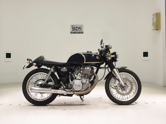 Yamaha SR400 2002