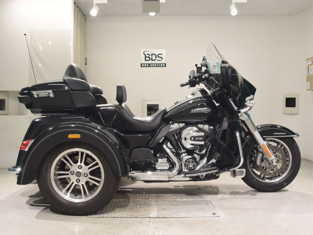 HD ELECTRA GLIDE FLHTCU1690 TRIKE 2016