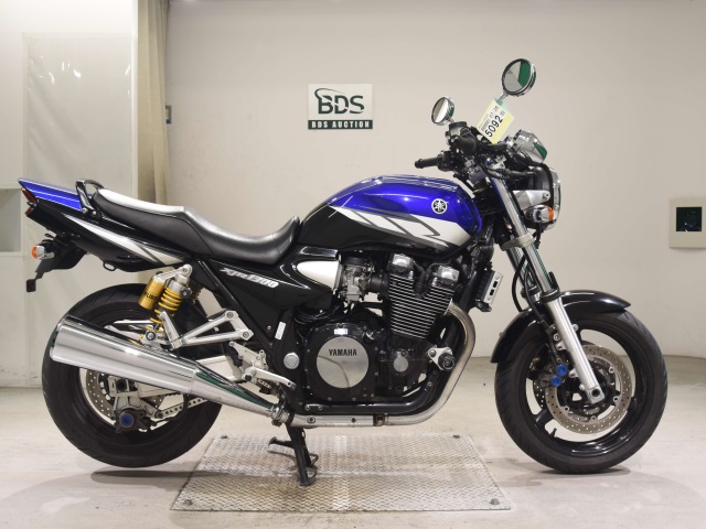 Yamaha XJR1300 2004